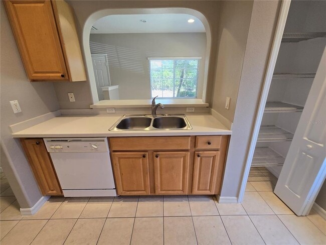 Building Photo - 13088 Tiger Eye Dr