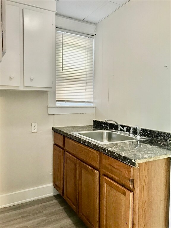 Foto del edificio - 73 Campbell Ave