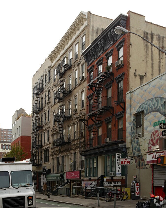 Building Photo - 169 Rivington St