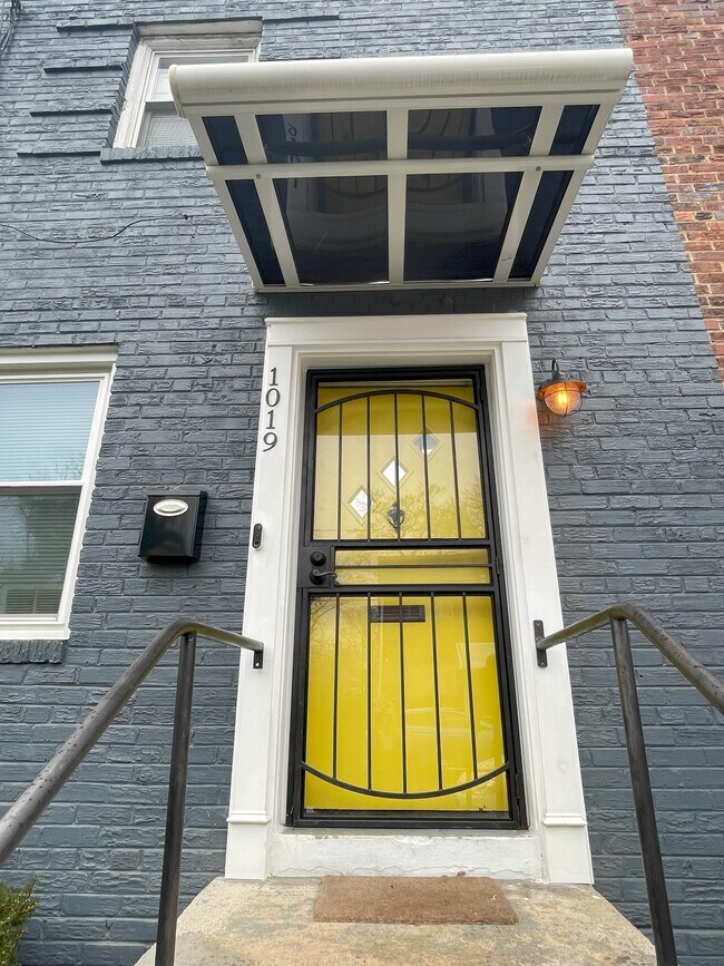 Foto del edificio - 1019 47th St NE