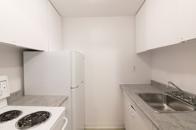 Building Photo - 3455 Rue Aylmer