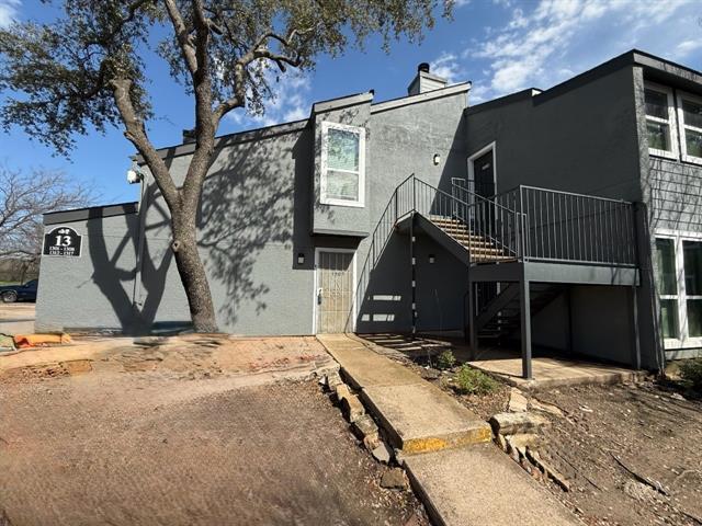 Foto del edificio - 9696 Walnut St