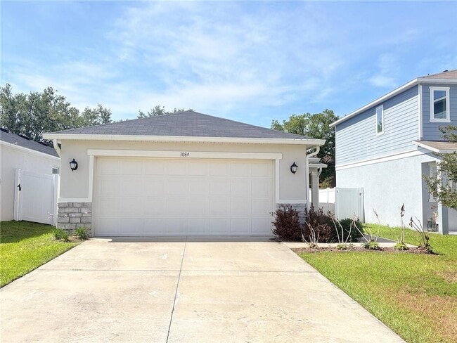 Photo - 1084 Papaya Cir. House
