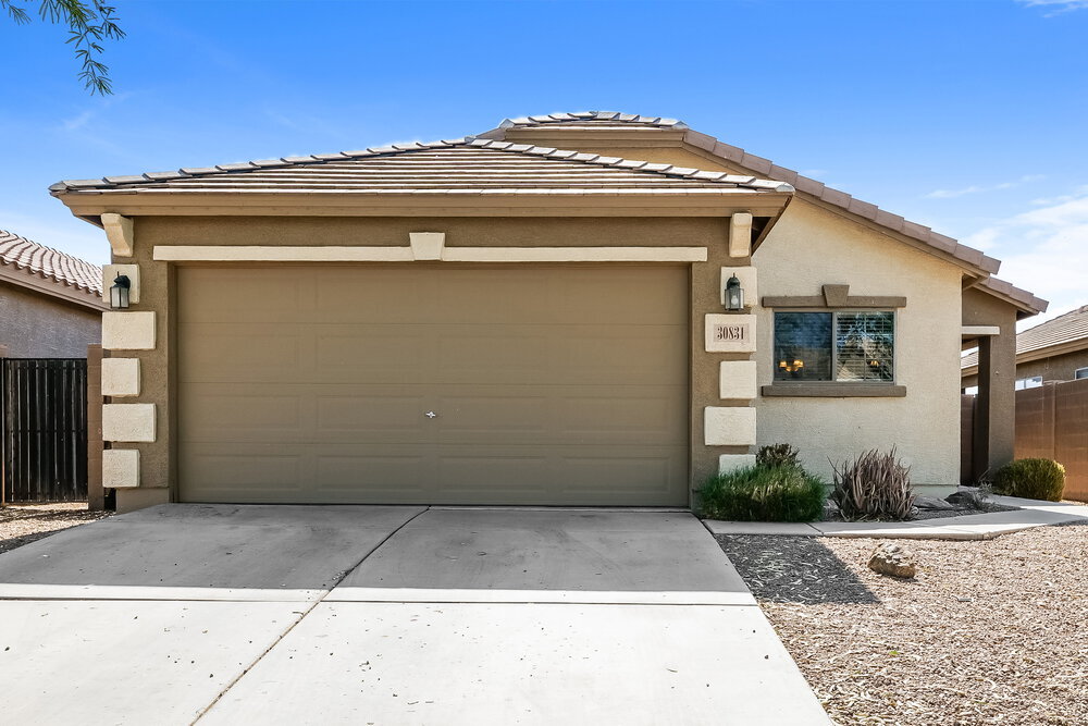 Primary Photo - 30831 N Karen Ave
