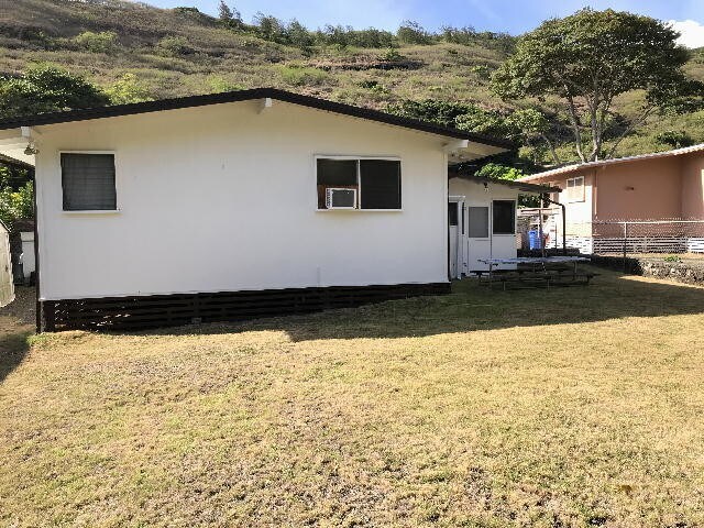 Building Photo - 1655 Onipaa St