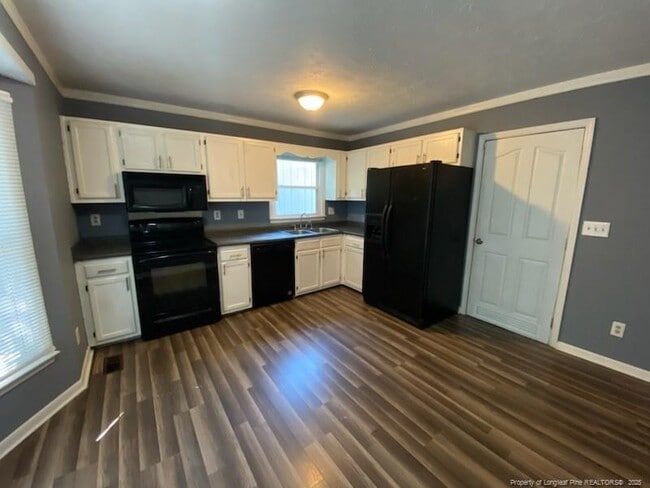 Foto del edificio - 525 Jennings Farm Rd