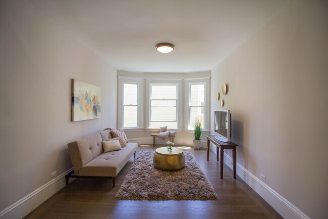 Building Photo - 589 Dolores