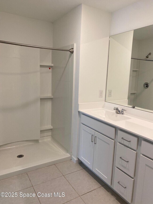 Foto del edificio - 836 Dockside Dr SW