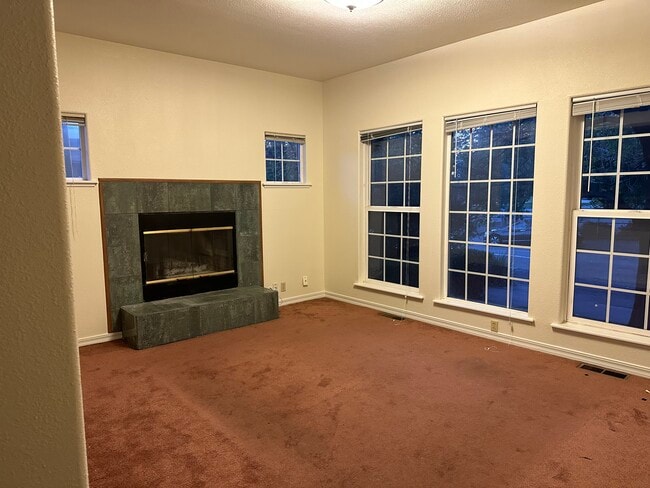 Living room - 551 59th St