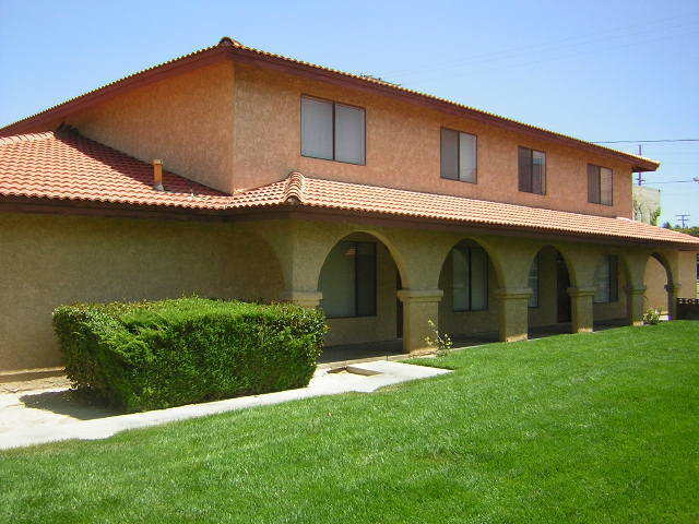 Foto del edificio - 1710 WEST AVENUE J-15