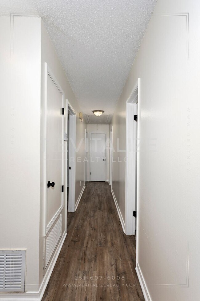 Foto del edificio - Beautifully Renovated 3 Bed 2 Bath Home in Theodore