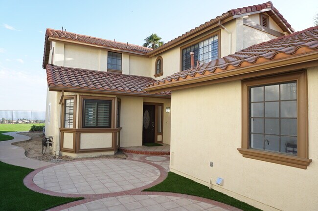 Building Photo - 12036 Shadow Ridge Way