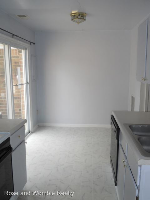 Foto del edificio - 2 br, 1.5 bath House - 726 Hayes Avenue