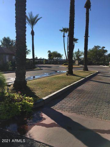 Foto del edificio - 2929 W Yorkshire Dr