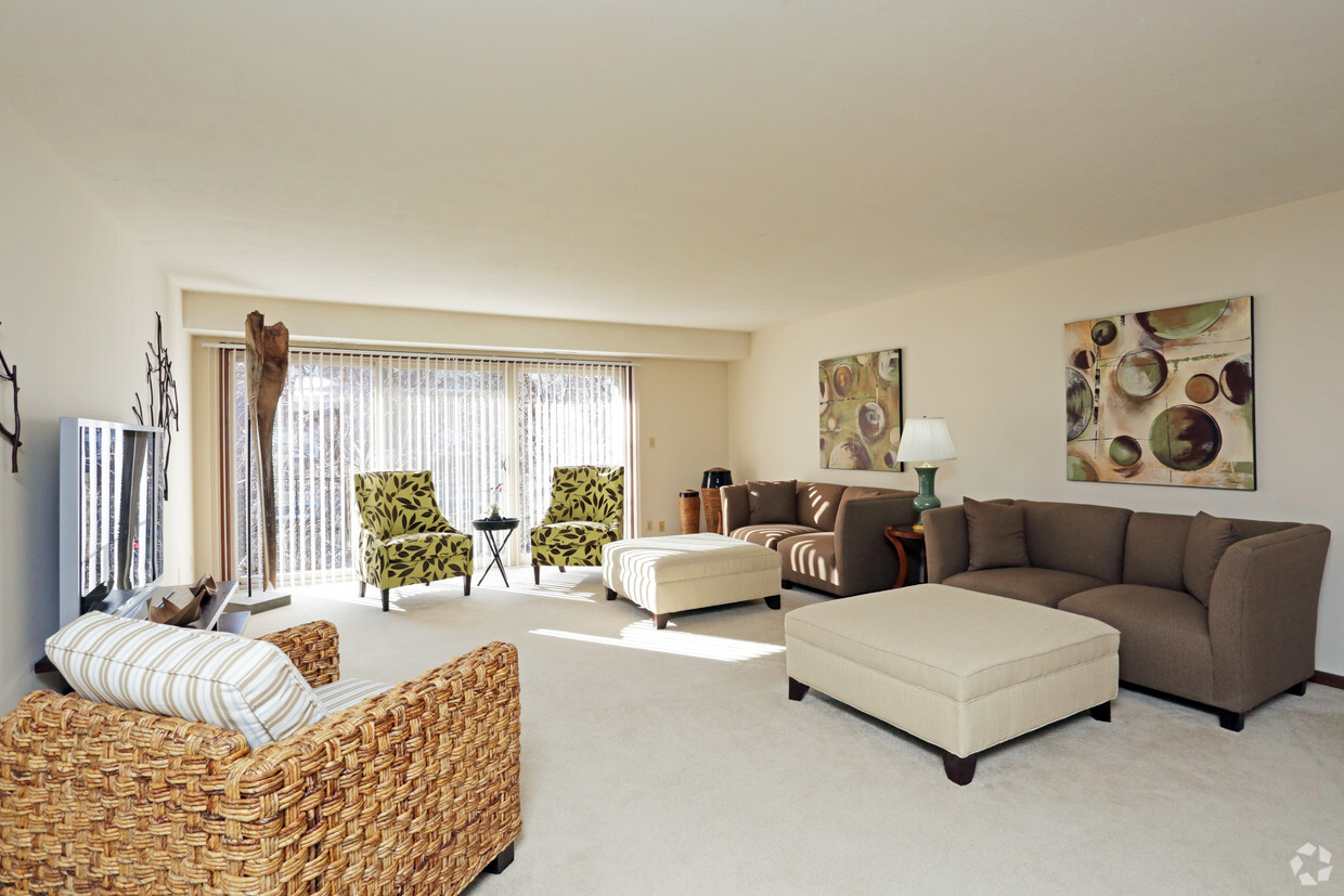 Space for life: The living room - Bristol Square Apartments