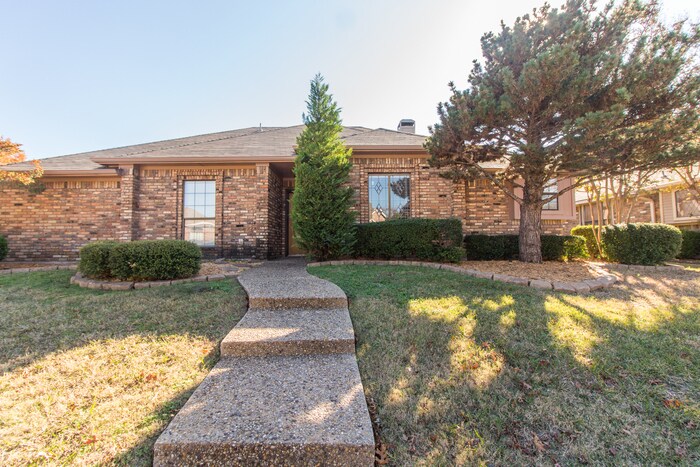 Primary Photo - 1104 Sandy Creek Dr, Allen