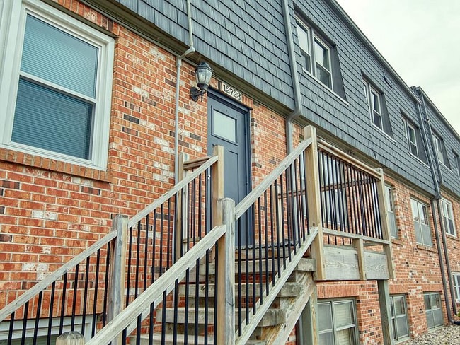 Photo - 12723 Woodcrest Plaza Apartment