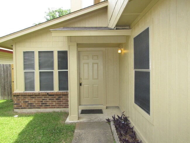 Building Photo - 10609 Archdale Dr