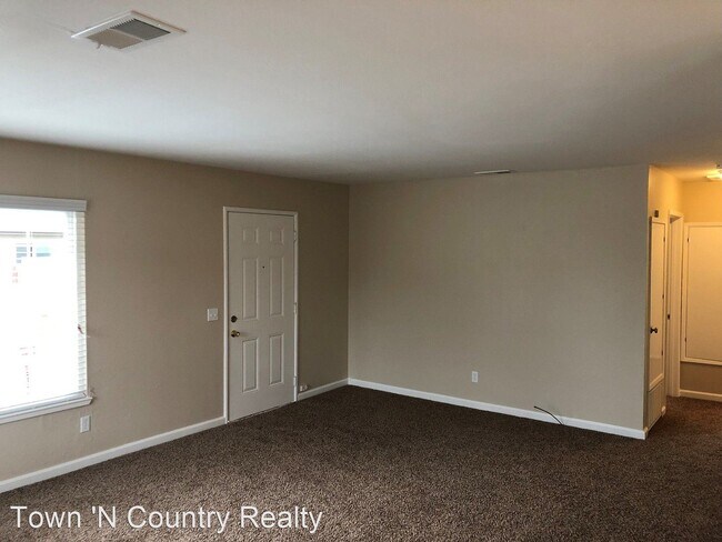 Building Photo - 2 br, 1 bath House - 196 Terry Circle