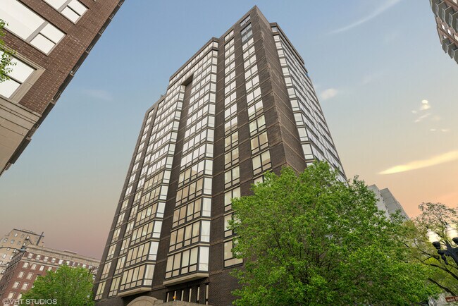 Foto del edificio - 21 W Goethe St