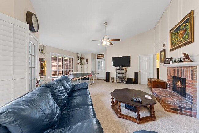 Building Photo - 4405 Ballinger Dr