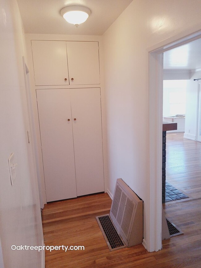 Building Photo - Beautiful Spanish Style Midtown Home with ...