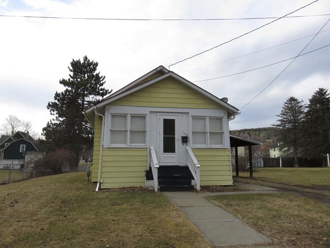 Building Photo - 105 Wilbur St