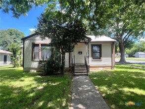 Building Photo - 1519 S 43rd St