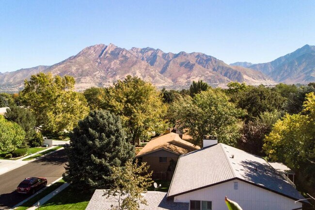 Foto del edificio - 1416 S Hollow Dale Dr