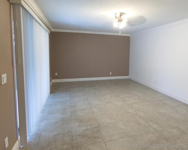 Building Photo - 4225 Turnberry Cir