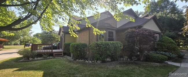 Foto del edificio - 364 Meadow Bridge Dr