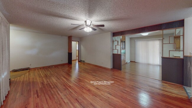 Building Photo - 2731 S Pattie St