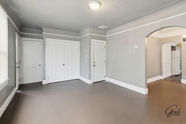 Building Photo - 12107 Stoepel St