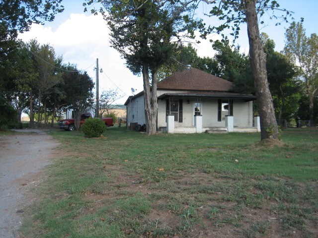 Building Photo - 1300 N Indian Meridian Rd