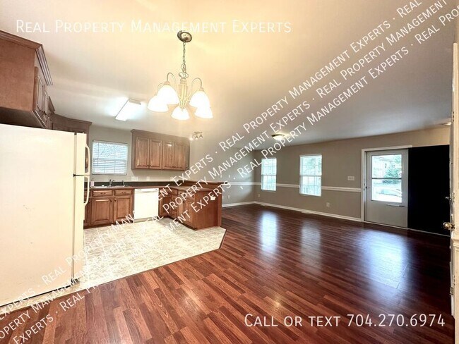 Foto del edificio - Adorable 3BR/2BA Home in Concord