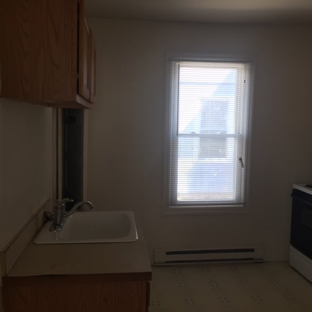 Building Photo - 174 Montauk Ave
