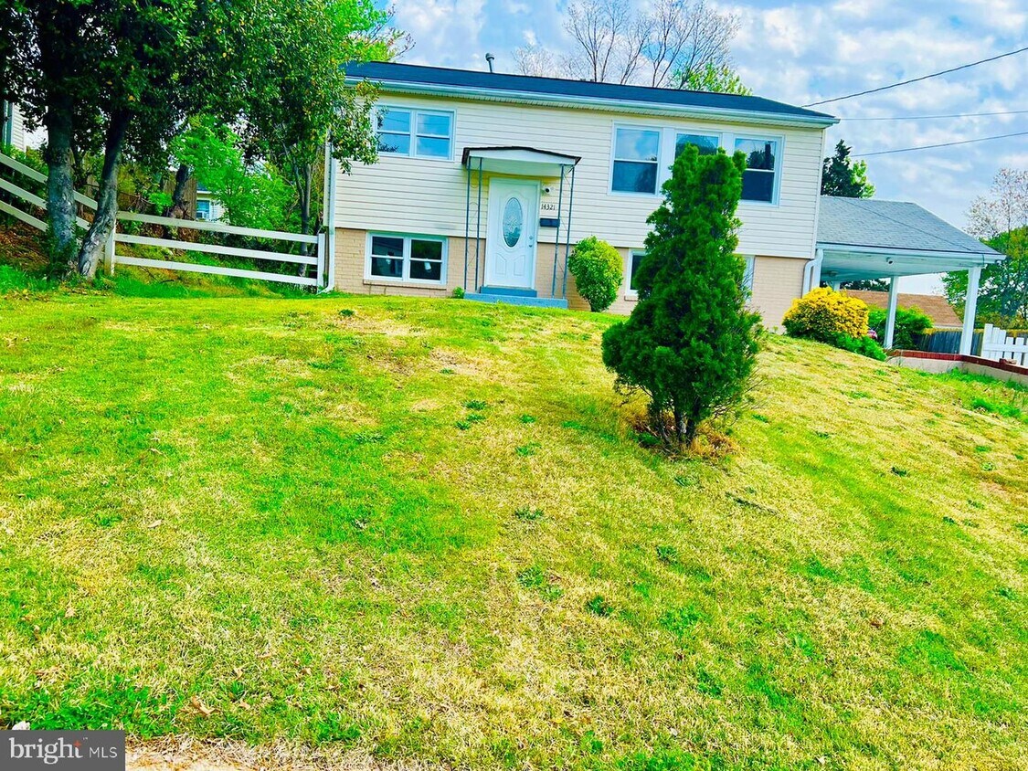 14321 Randall Dr, Woodbridge, VA 22191 House Rental in Woodbridge, VA