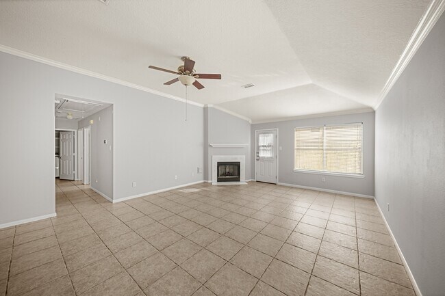 Foto del edificio - 1242 Hunter Wood Dr