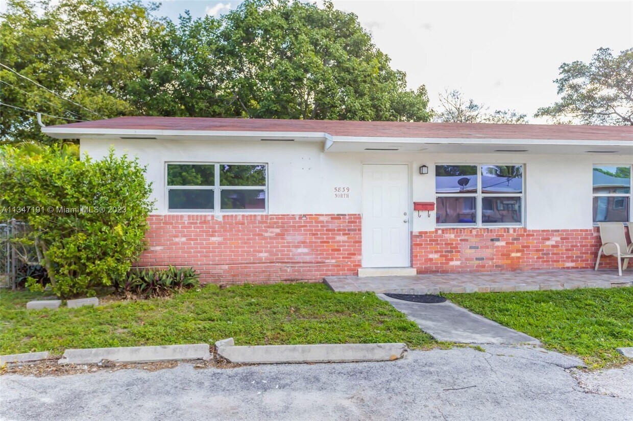 Primary Photo - 5839 McKinley St