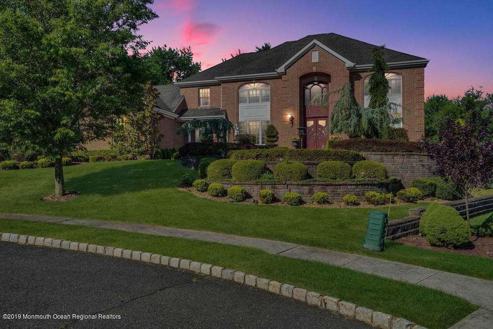 Primary Photo - 11 Molly Pitcher Rd