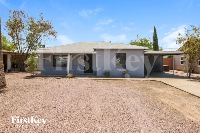 Foto principal - 2417 E Earll Dr