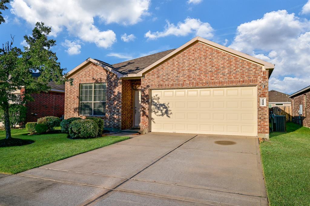 Foto principal - 15406 Key Crest Ln