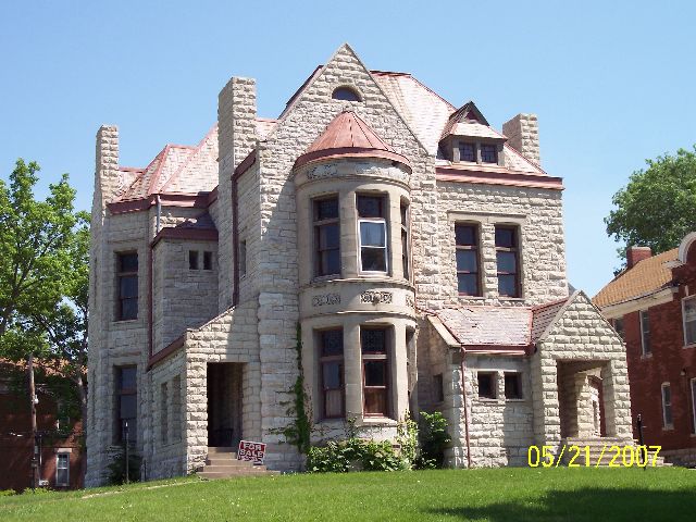 Primary Photo - 601 Spring St