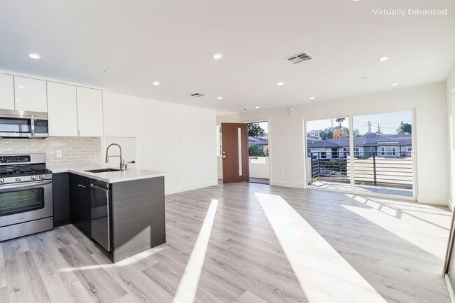 Foto del edificio - 148 S Madison Ave