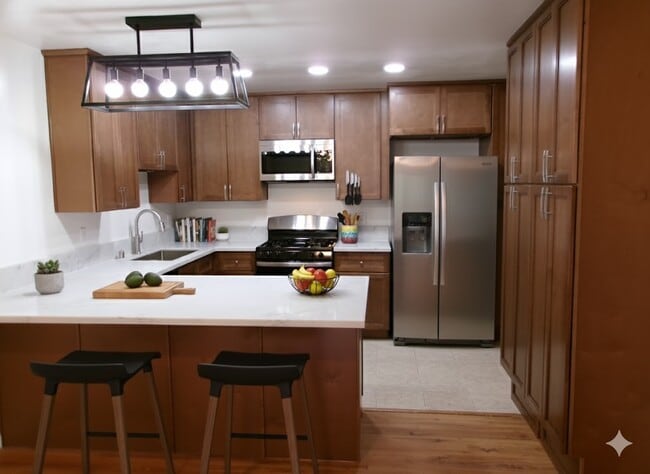 Building Photo - 130 Delano St