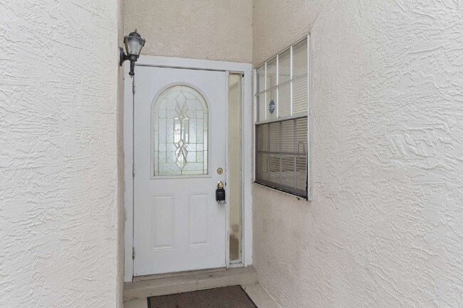 Building Photo - 294 Ixora Dr