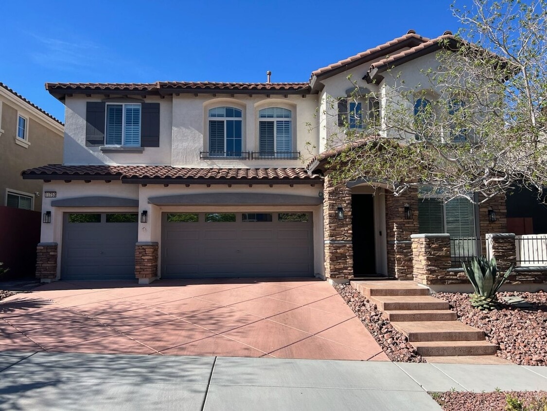 Primary Photo - RENOVATED SUMMERLIN 4BD/3BA! UPGRADED/POOL...