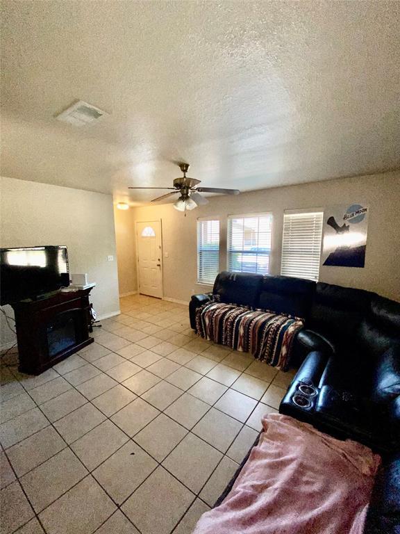 Building Photo - 150 Sendero Dr