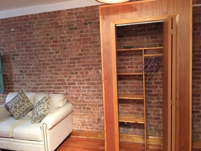 Foto del edificio - 402 E 116th St