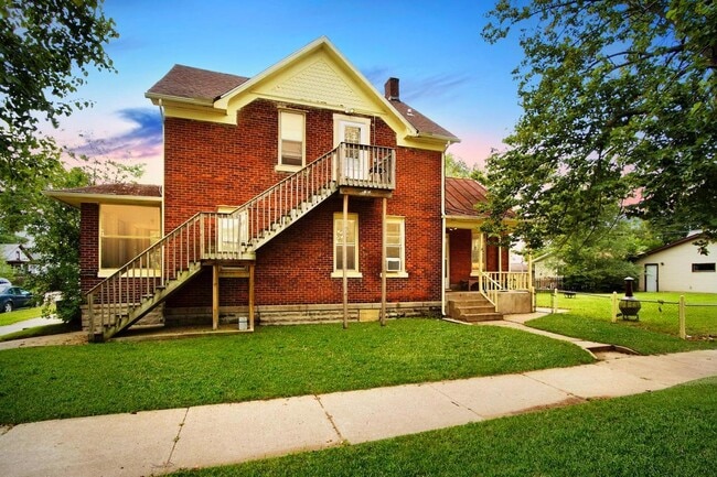 Front of Home Lower Unit - 1604 10th St S